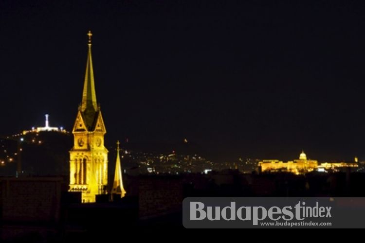 Earth Hour in Budapest