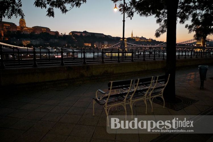 Danube Promenade, Budapest